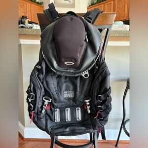 Oakley Kitchen Sink Backpack